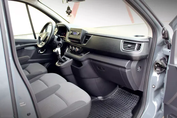 Renault trafic zdjęcie 19