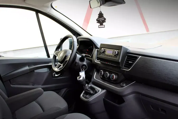 Renault trafic zdjęcie 21