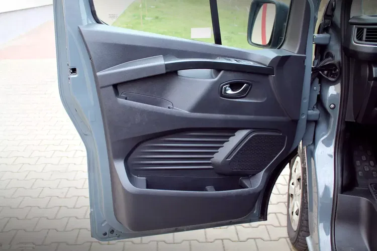 Renault trafic zdjęcie 24