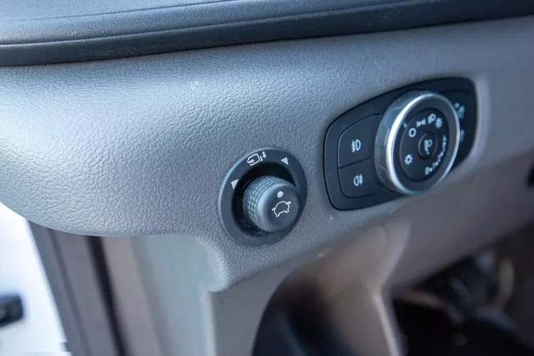 Ford Transit L3H2 BLASZAK 85.000km zdjęcie 33