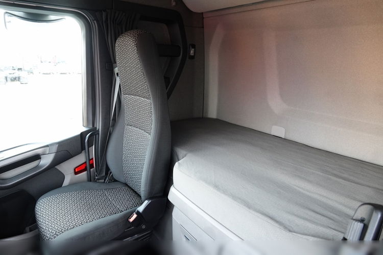 Scania R 450 / RETARDER / PO KONTRAKCIE SERWISOWYM zdjęcie 26