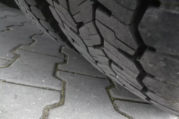 Mercedes ATEGO 1524 / FIRANKA / EURO 6 / GLOB / 6-CYLINDROWY / zdjęcie 15