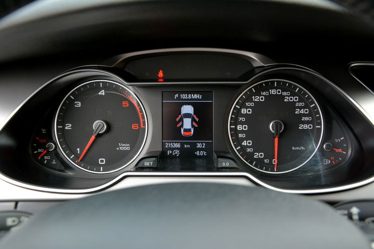 A4 Lift S-line BLiS Ledy Navi MMi BI-Xenon Pamiec Foteli ASO AUDI  zdjęcie 27