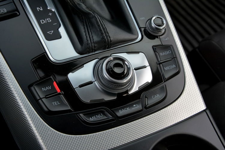 A4 Lift S-line BLiS Ledy Navi MMi BI-Xenon Pamiec Foteli ASO AUDI  zdjęcie 31
