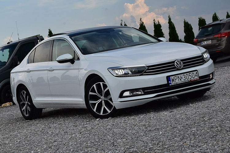 Volkswagen Passat Sedan Led Navi Pdc Szyber Gwarancja zdjęcie 21