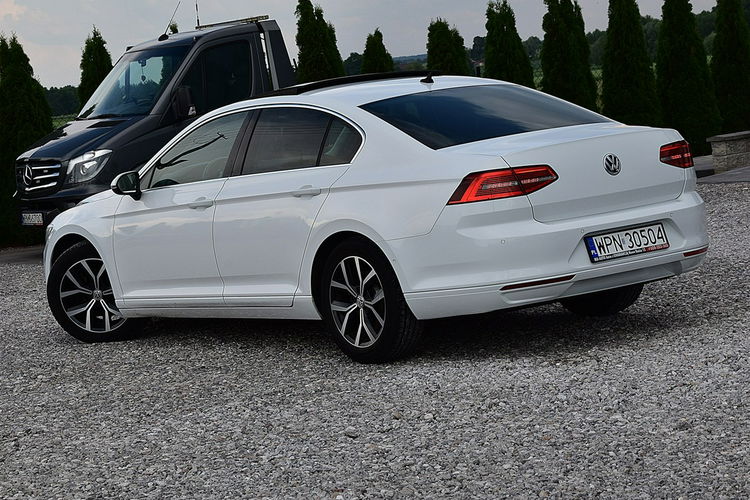 Volkswagen Passat Sedan Led Navi Pdc Szyber Gwarancja zdjęcie 22