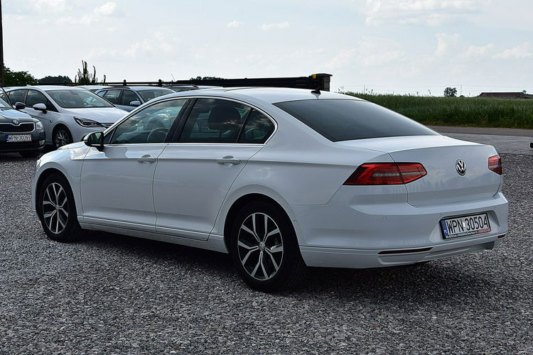Volkswagen Passat Sedan Led Navi Pdc Szyber Gwarancja zdjęcie 25