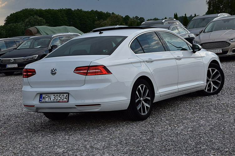 Volkswagen Passat Sedan Led Navi Pdc Szyber Gwarancja zdjęcie 3