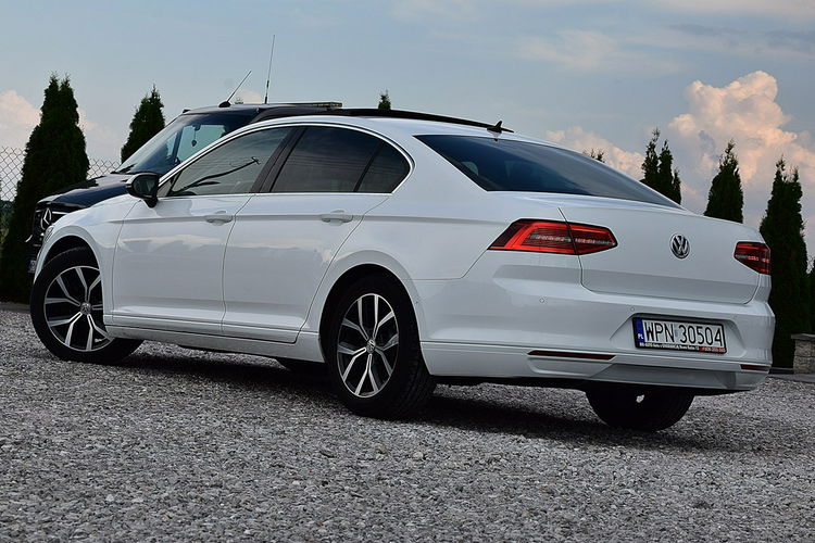 Volkswagen Passat Sedan Led Navi Pdc Szyber Gwarancja zdjęcie 4