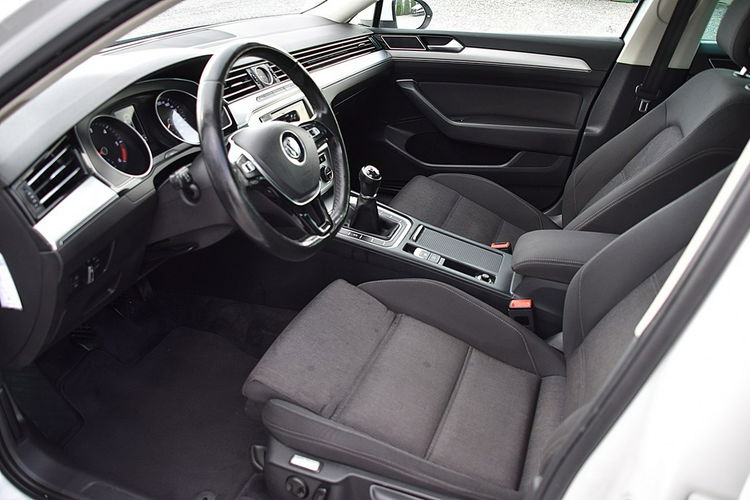 Volkswagen Passat Sedan Led Navi Pdc Szyber Gwarancja zdjęcie 6
