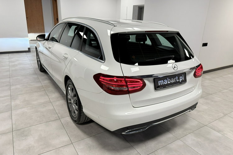 Mercedes C 200 c200 2.2CDI 136KM Lifting Avantgarde Sport Duża Navi FullLed Z NIEMIEC zdjęcie 3