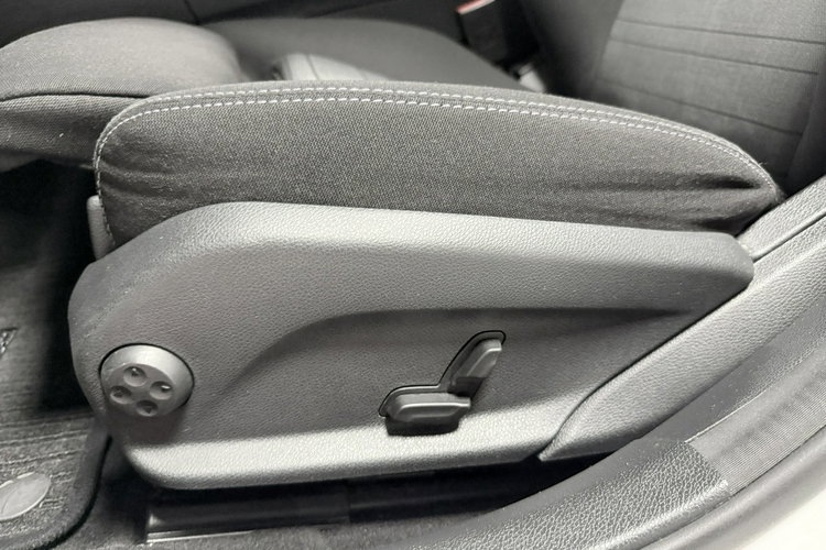 Mercedes C 200 c200 2.2CDI 136KM Lifting Avantgarde Sport Duża Navi FullLed Z NIEMIEC zdjęcie 34