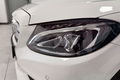 samochód osobowy Mercedes zdjęcie 8