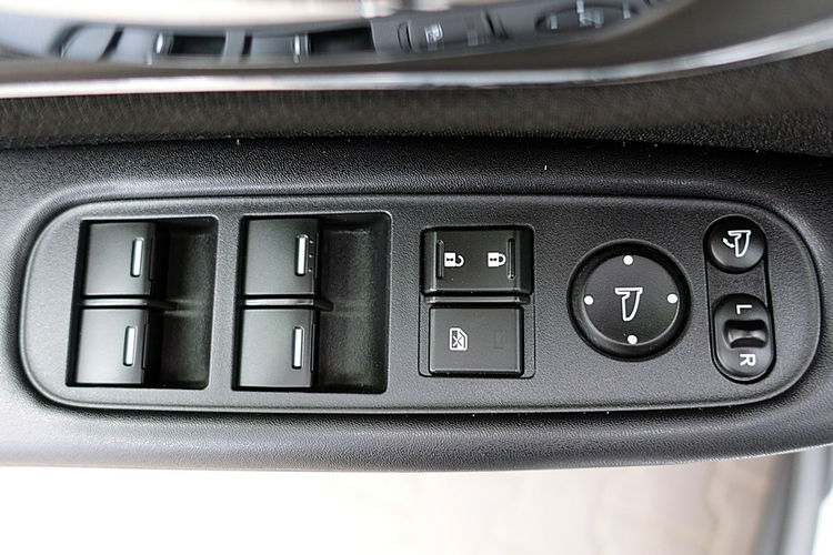 Honda HR-V AUTOMAT+EXECUTIVE+El.Dach+FulLed+Navi GWARANCJA I-wł Krajowy Bezwypad 4x2 zdjęcie 15