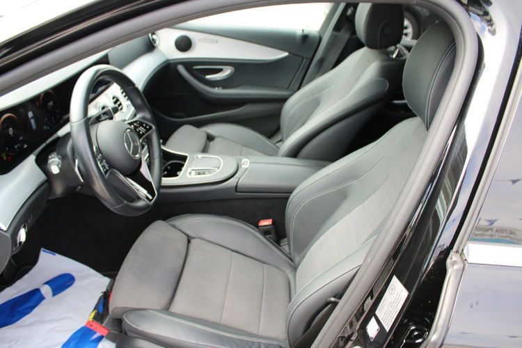 Mercedes E 220 AMG/Avantgarde 4-Matic Virtual Kamera zdjęcie 9