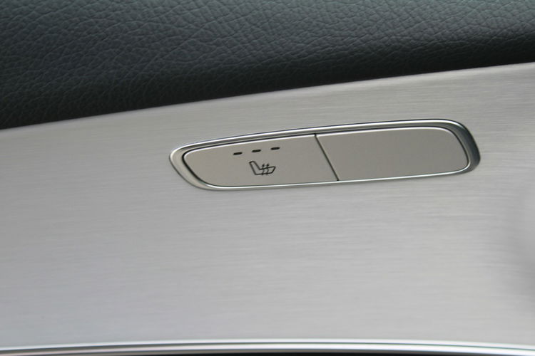 Mercedes E 220 AMG/Avantgarde 4-Matic Virtual Kamera zdjęcie 20