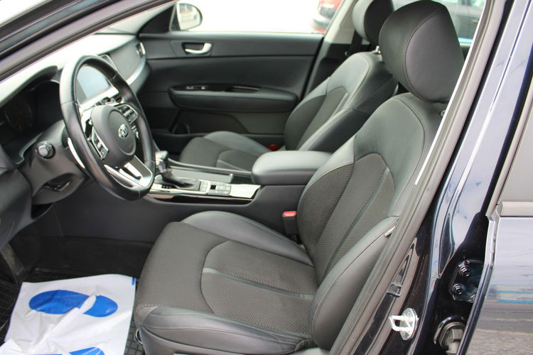 Kia Optima 1.6Crdi "L" F-vat Kamera Navi AUTO HOLD zdjęcie 9
