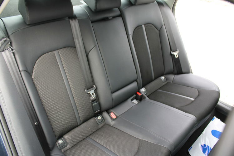 Kia Optima 1.6Crdi "L" F-vat Kamera Navi AUTO HOLD zdjęcie 12