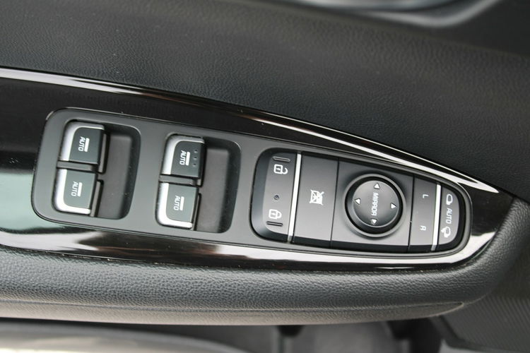 Kia Optima 1.6Crdi "L" F-vat Kamera Navi AUTO HOLD zdjęcie 15