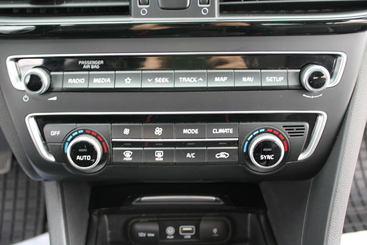 Kia Optima 1.6Crdi "L" F-vat Kamera Navi AUTO HOLD zdjęcie 22