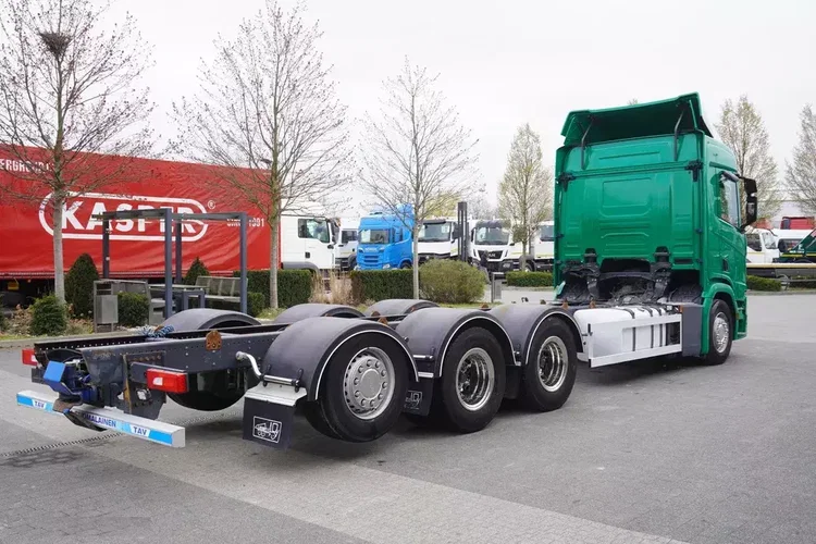 Scania R540 8×4 / Rama 8.7 m / oś skrętna / 2020 zdjęcie 6
