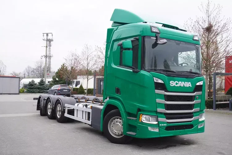 Scania R540 8×4 / Rama 8.7 m / oś skrętna / 2020 zdjęcie 8