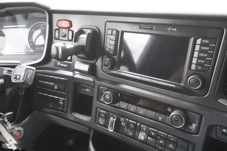 Scania R540 8×4 / Rama 8.7 m / oś skrętna / 2020 zdjęcie 24