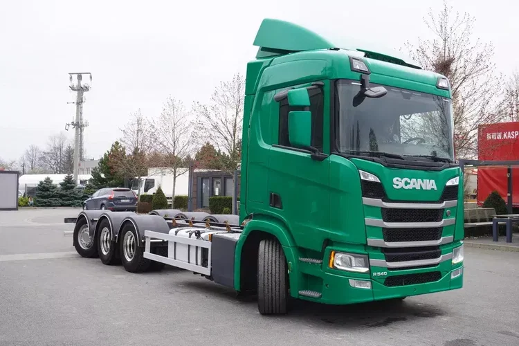 Scania R540 8×4 / Rama 8.7 m / oś skrętna / 2020 zdjęcie 9
