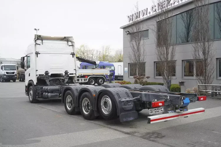 Scania G540 8x4 / Rama 8.7 m / oś skrętna / 2021 zdjęcie 4