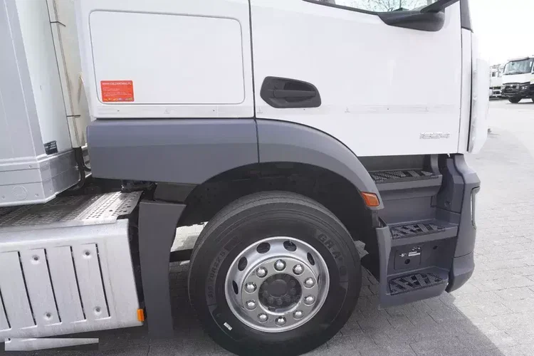 Mercedes Actros 1824 / Chłodnia 22 EPAL / Carrier Supra 1250 / kab. sypialna zdjęcie 15