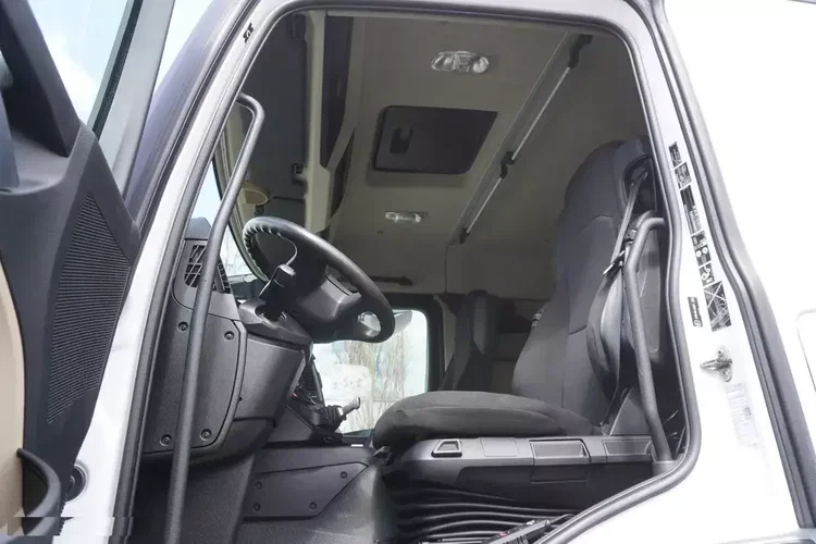 Mercedes Actros 1824 / Chłodnia 22 EPAL / Carrier Supra 1250 / kab. sypialna zdjęcie 19