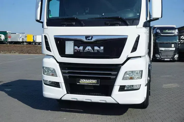 MAN TGX / 26.500 / E 6 / 6 X 2 / SKRZYNIOWY + HDS / HIAB 192 ES – 3 / OŚ SKRETNA zdjęcie 24
