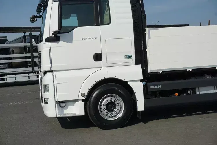 MAN TGX / 26.500 / E 6 / 6 X 2 / SKRZYNIOWY + HDS / HIAB 192 ES – 3 / OŚ SKRETNA zdjęcie 28