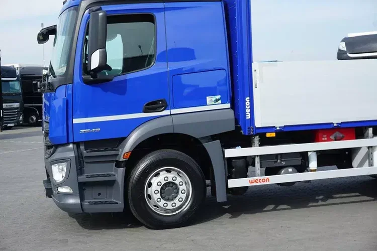 Mercedes ACTROS / 2543 / ACC / E 6 / PEŁNY ADR / SKRZYNIOWY / ZAWIESIE POD WÓZEK zdjęcie 18