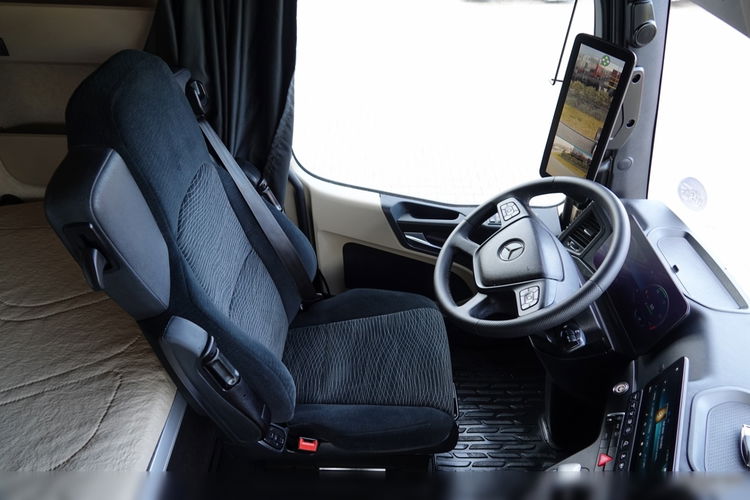 Mercedes ACTROS 1845 / MP5 / BIG SPACE / PO KONTRAKCIE SERWISOWYM  zdjęcie 28