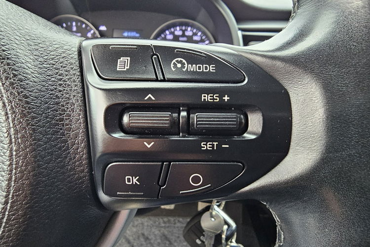 Kia Rio nawigacja, kamera, grzane fotele, grzana kierownica, telefon zdjęcie 17