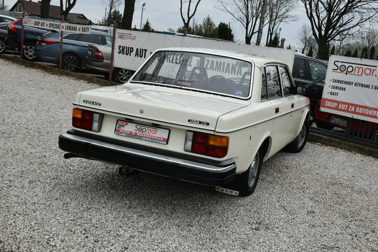 Volvo 244 DL 2.1 GAZ 107KM 1979r. Jeden właścicel od NOWOŚCI Polska historia zdjęcie 20