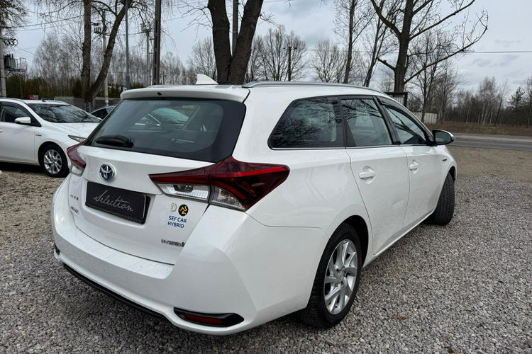 Toyota Auris 1.8 HSD 136KM Kamera Bezwypadkowy zdjęcie 6