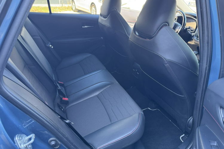 Toyota Corolla 2.0HSD 184KM GR Pełny serwis Bezwypadkowy Niepowtarzalna zdjęcie 24