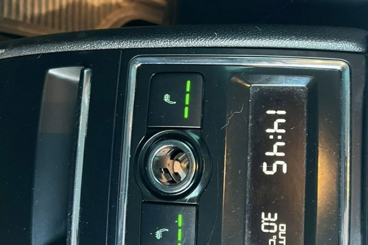 Skoda Superb 2.0tdi 4x4 DSG full opcja xenon Navi ledy kamera skóry mały przebieg zdjęcie 11