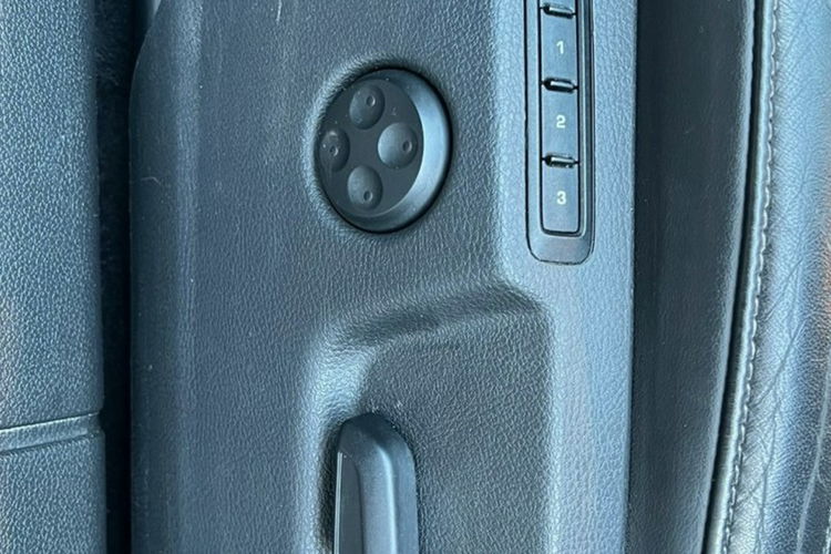 Skoda Superb 2.0tdi 4x4 DSG full opcja xenon Navi ledy kamera skóry mały przebieg zdjęcie 15