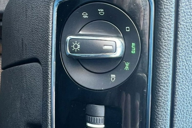 Skoda Superb 2.0tdi 4x4 DSG full opcja xenon Navi ledy kamera skóry mały przebieg zdjęcie 19