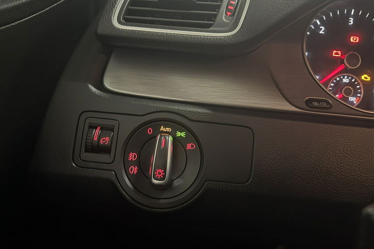 Volkswagen Passat 2.0tdi 4-Motion 177KM R-Line Webasto skóry kamera ledy xenon serwis gw zdjęcie 4