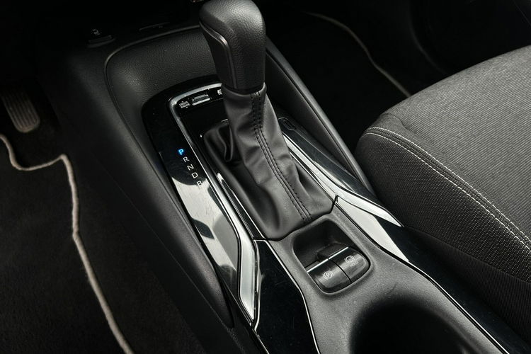 Toyota Corolla 1.8 Hybrid 140KM COMFORT TECH, salon Polska, gwarancja, FV23% zdjęcie 18
