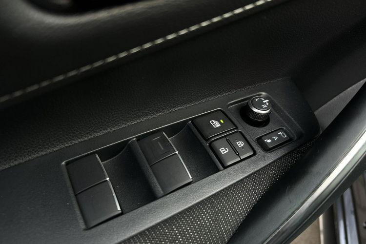 Toyota Corolla 1.8 Hybrid 140KM COMFORT TECH, salon Polska, gwarancja, FV23% zdjęcie 19