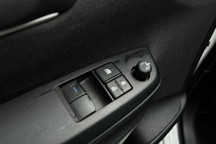 Toyota Yaris 1.5 VVTi 125KM COMFORT,  salon Polska,  gwarancja,  FV23% zdjęcie 18