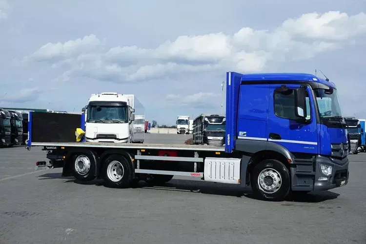 Mercedes ACTROS / 2543 / ACC / E 6 / PEŁNY ADR / PLATFORMA / ZAWIESIE POD WÓZEK zdjęcie 4