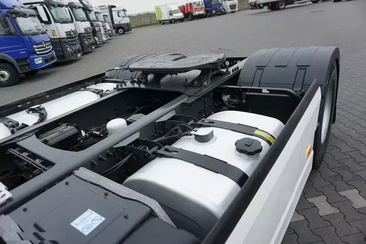 Volvo FH / 500 / EURO 6 / ACC / I -COOL / NOWY MODEL zdjęcie 36