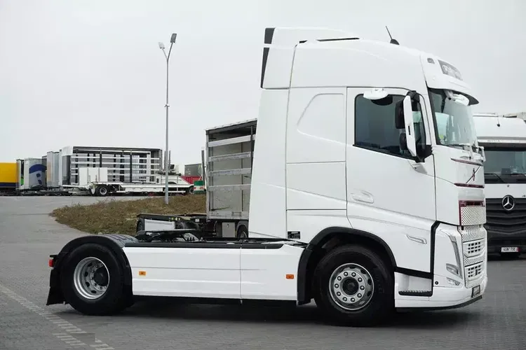 Volvo FH / 500 / EURO 6 / ACC / I -COOL / NOWY MODEL zdjęcie 4