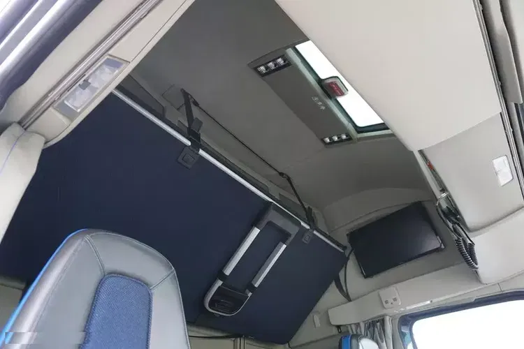 Volvo / FH / 460 / ACC / EURO 6 / XL / ZESTAW PRZEJAZDOWY 120 M3 zdjęcie 16